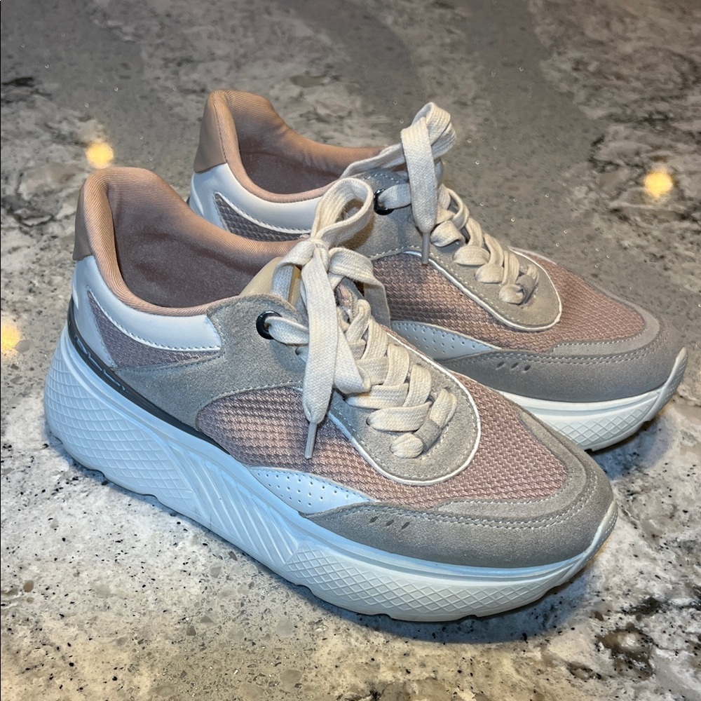 Zara Women's Gray, Pink and Cream Sneakers Size 36